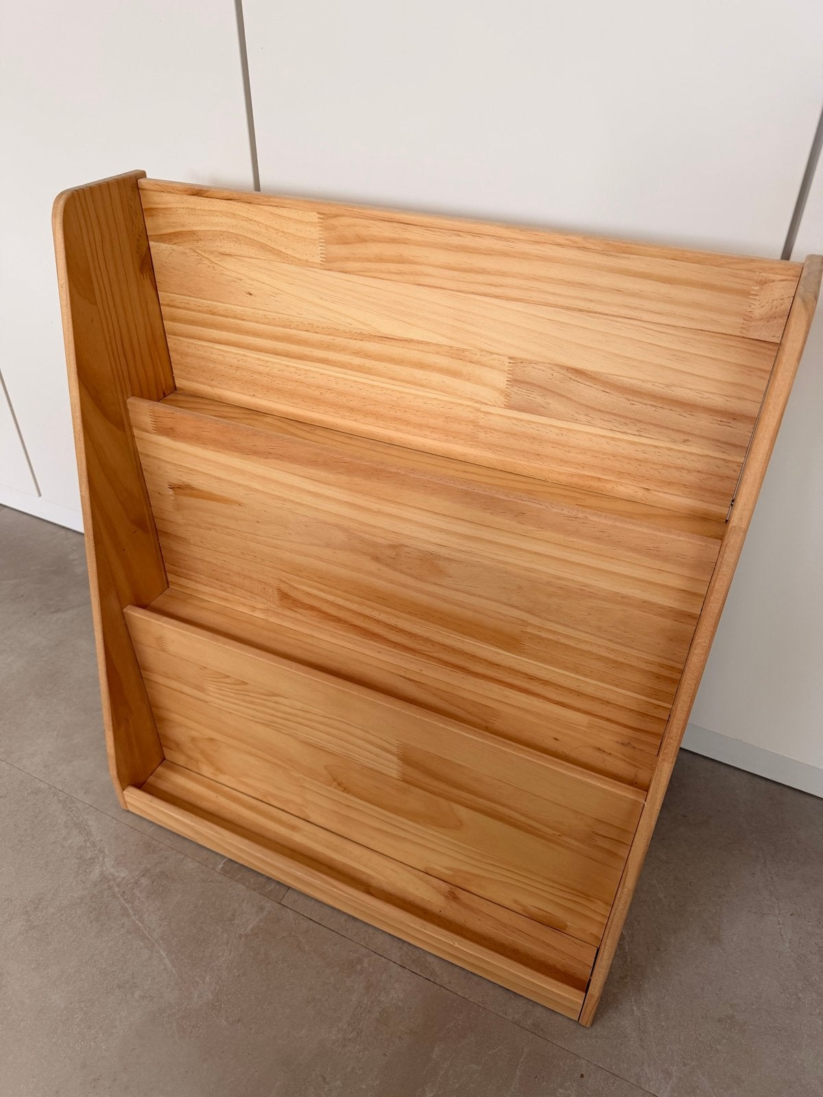Foto 4 van Houten boekenrek kastje voor kinderen van Kave kids