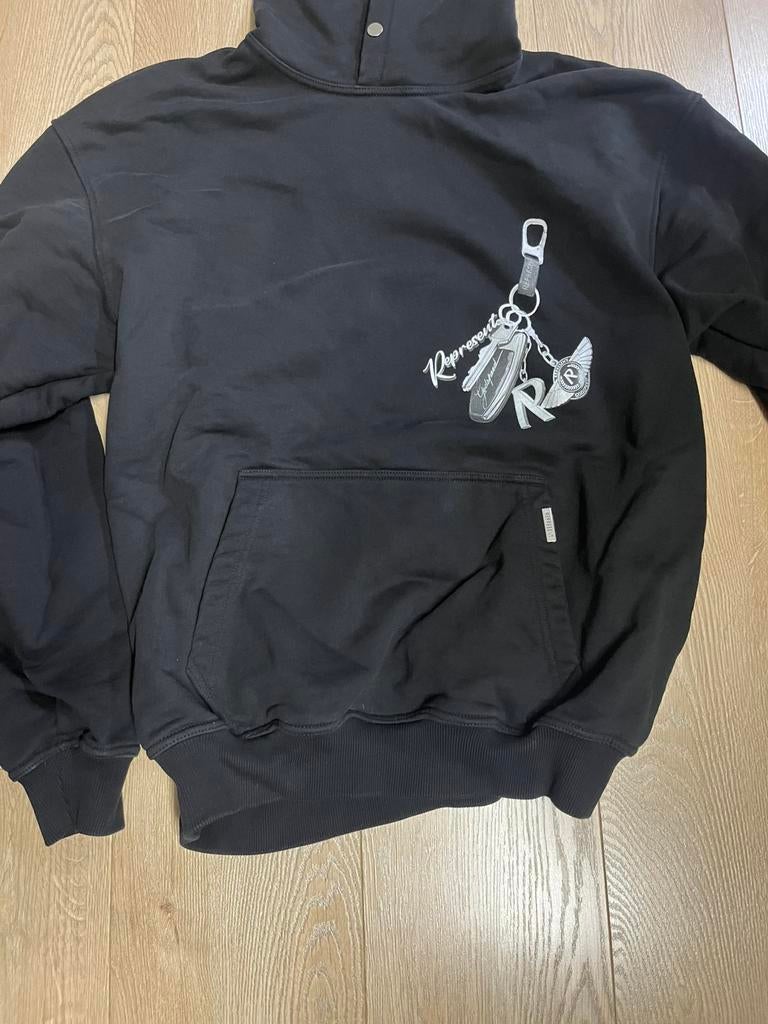 Represent trui maat M, Ophalen, Zo goed als nieuw, Maat 48/50 (M), Zwart