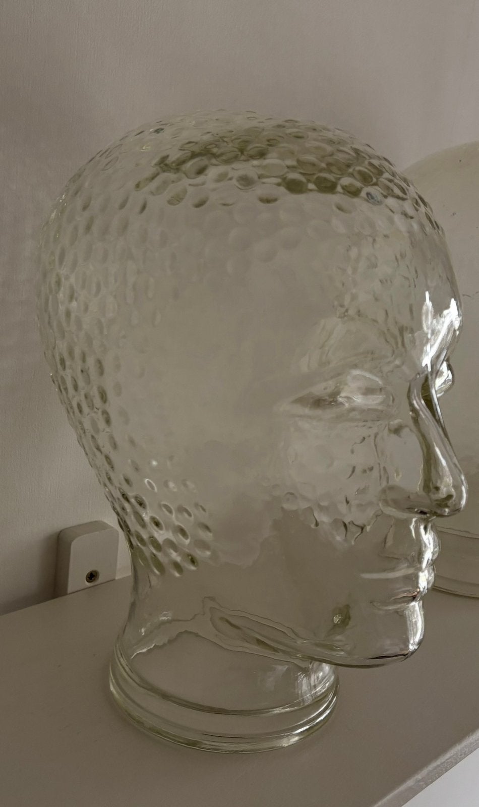 Uniek glazen vintage hoofd - decoratief of als standaard, Ophalen of Verzenden, Zo goed als nieuw, Wit, Glas