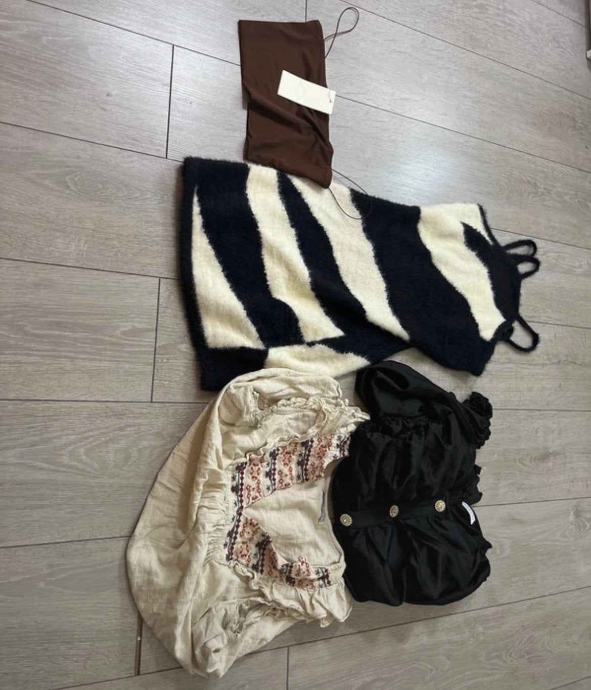 Kledingpakket 30 stuks maat S/M - Grotendeels nieuw!, Ophalen, Nieuw, Maat 36 (S)
