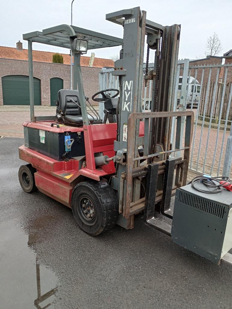 Heftruck elektrisch nyk 2000kg, Ophalen, Heftruck, NYK - Nichiyu, 1000 tot 2000 kg