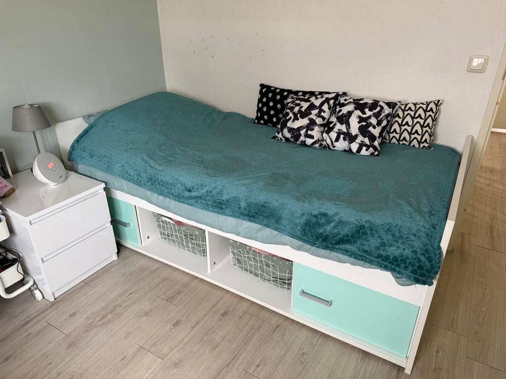 Eenpersoons bed 90x200 met opbergruimte, Gebruikt, 90 cm, Eenpersoons, Wit