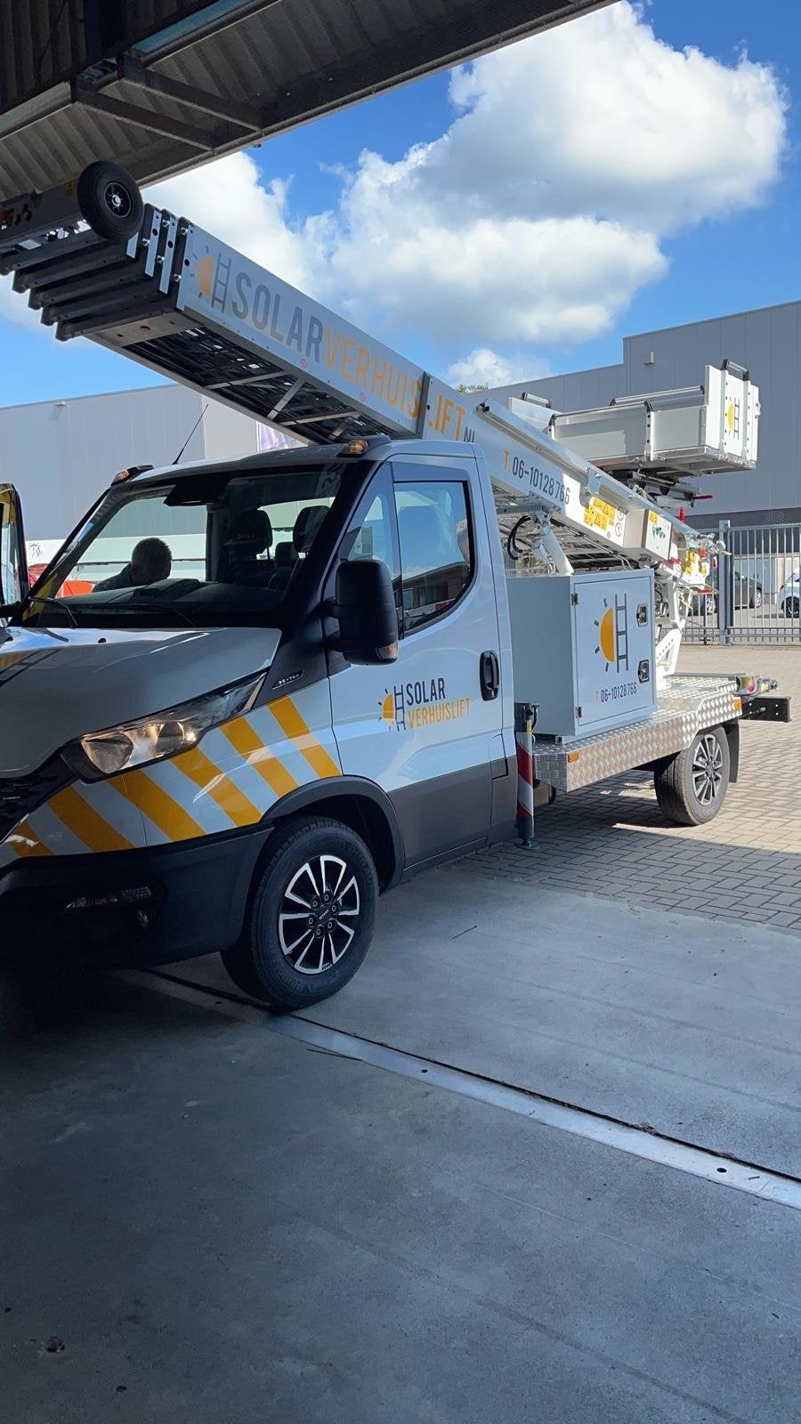 Verhuislift Paus op iveco met eventueel bedrijfs overname, Ophalen