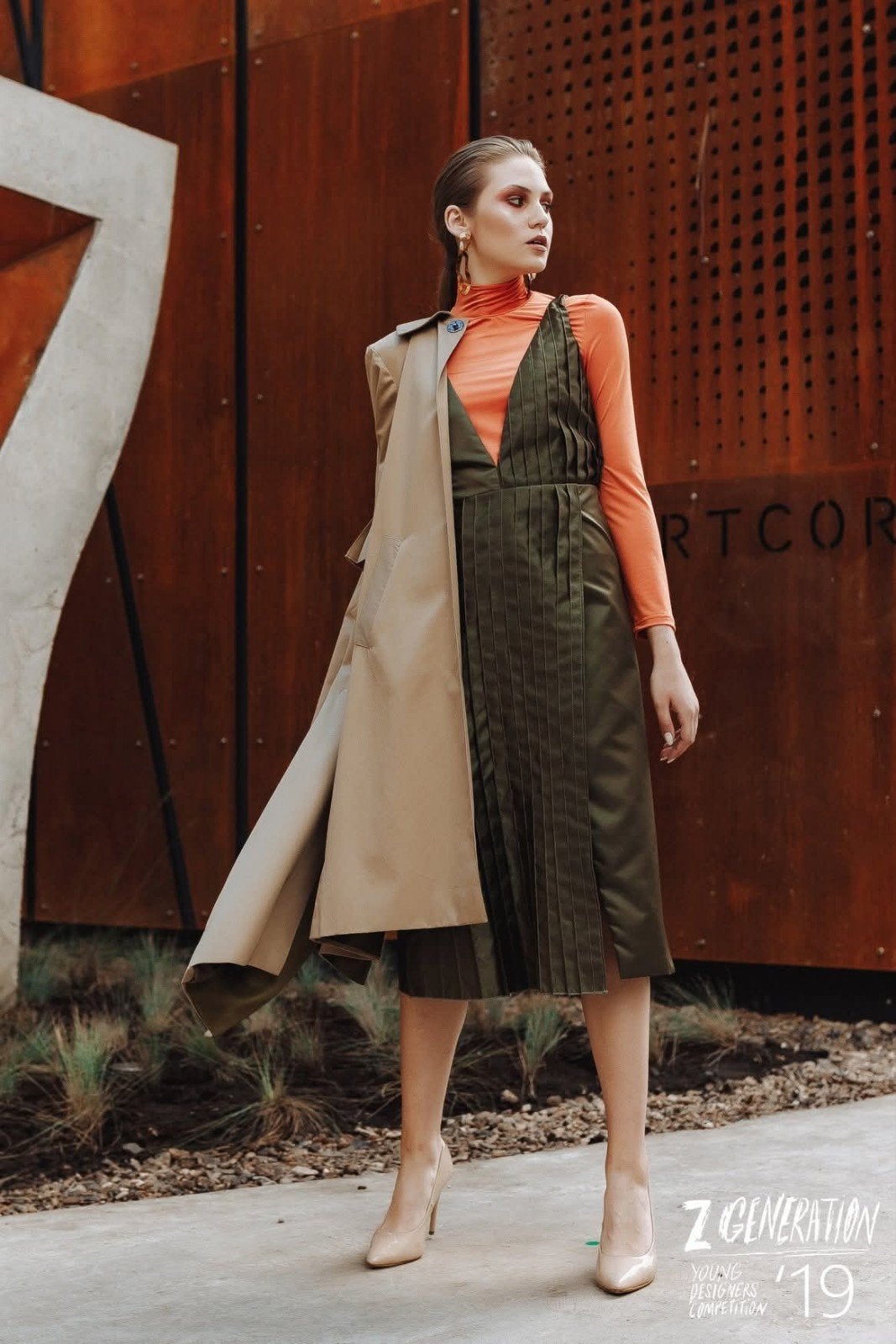 Unieke handgemaakte trenchcoat - Eigen collectie, Kleding | Dames, Maat 38/40 (M), Beige, Ophalen of Verzenden, Zo goed als nieuw