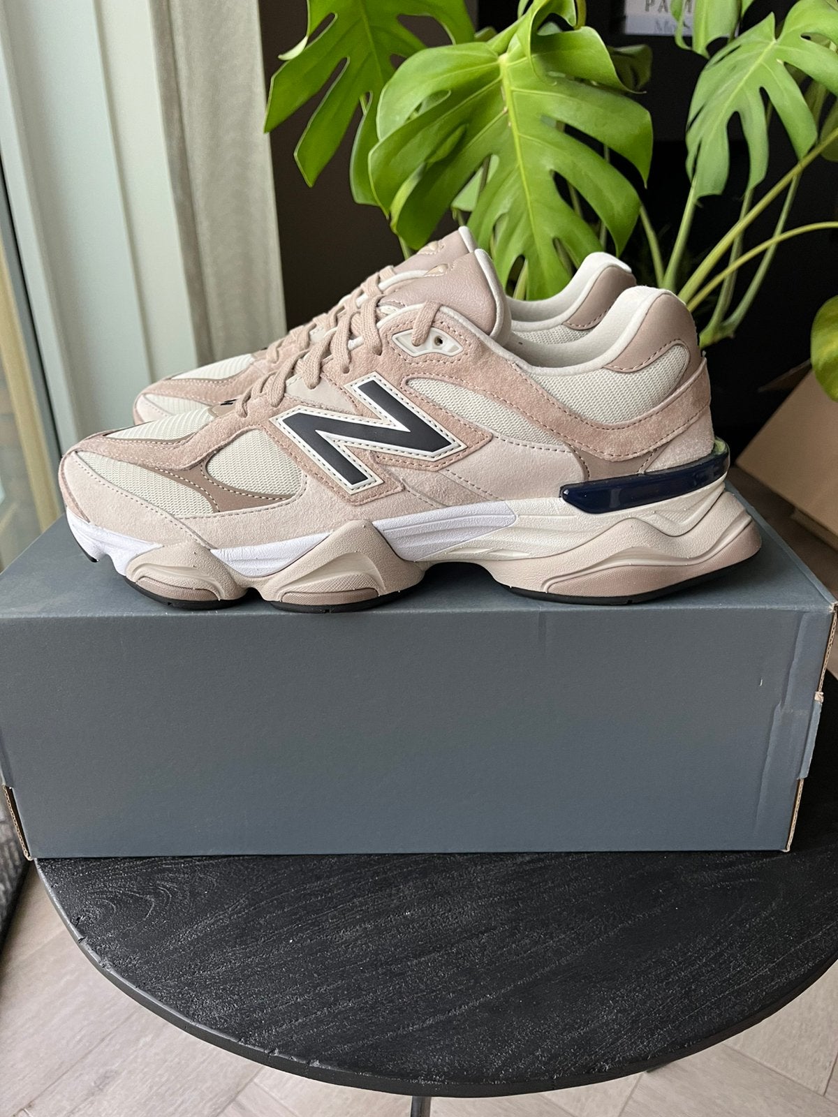 New Balance U9060 44,5/45, Kleding | Heren, Schoenen, Ophalen of Verzenden, Nieuw, Overige kleuren, Sneakers of Gympen