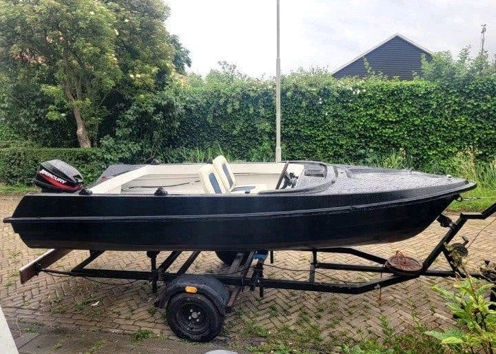 Boot 4,20m vaarklaar!, Benzine, 8 pk, Gebruikt, Buitenboordmotor