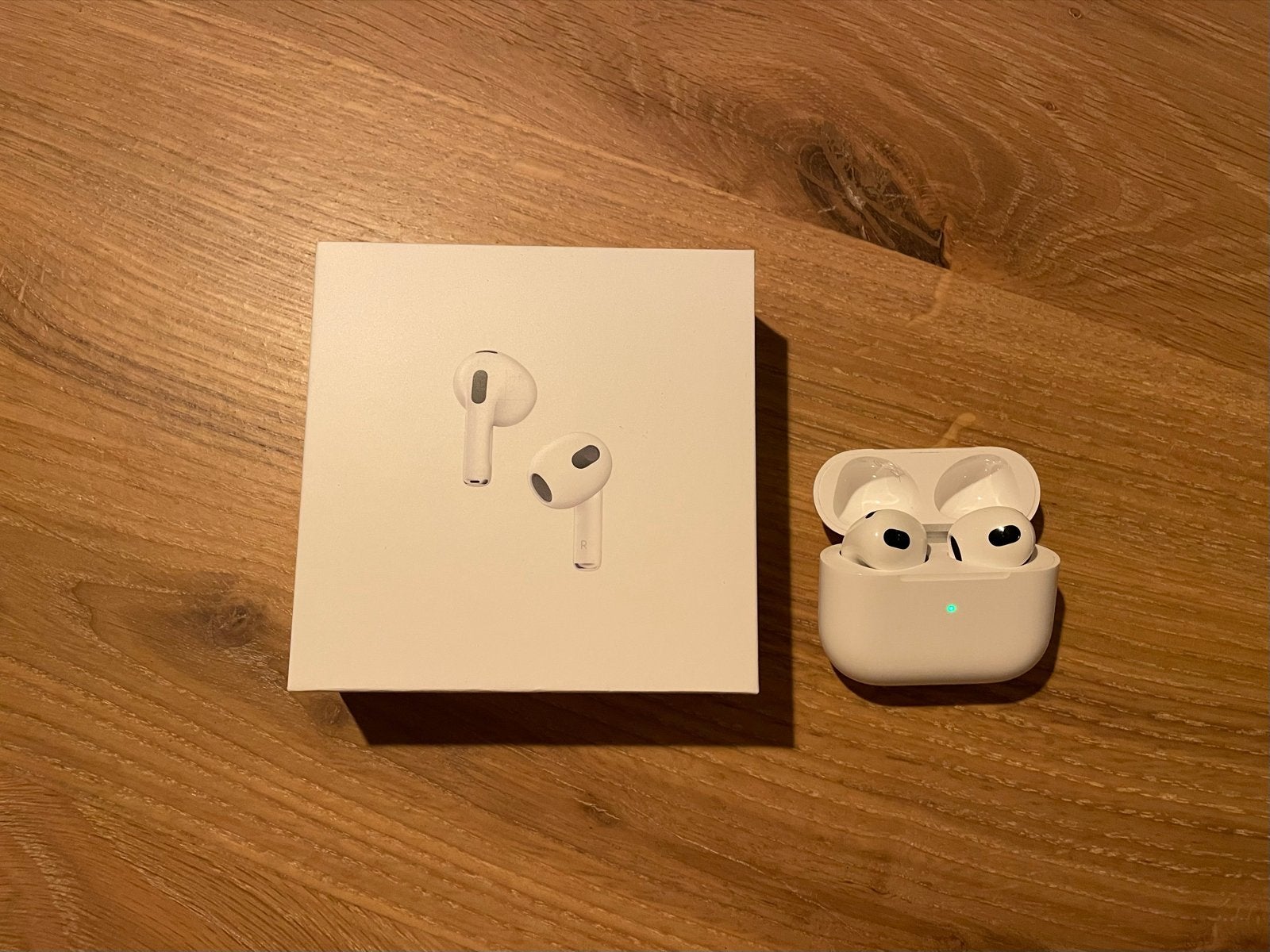 Apple AirPods 3e generatie met MagSafe Oplaadcase, Ophalen of Verzenden, Gebruikt, Classic, 2 tot 10 GB