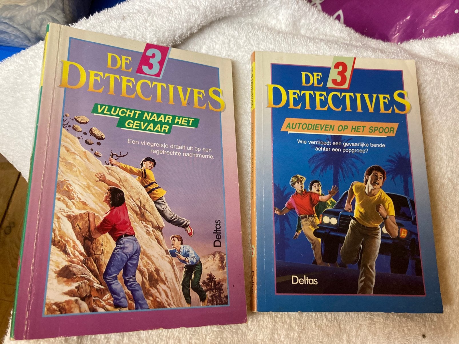 2 De 3 Detectives boekjes, Meerdere stripboeken, Ophalen of Verzenden, Zo goed als nieuw