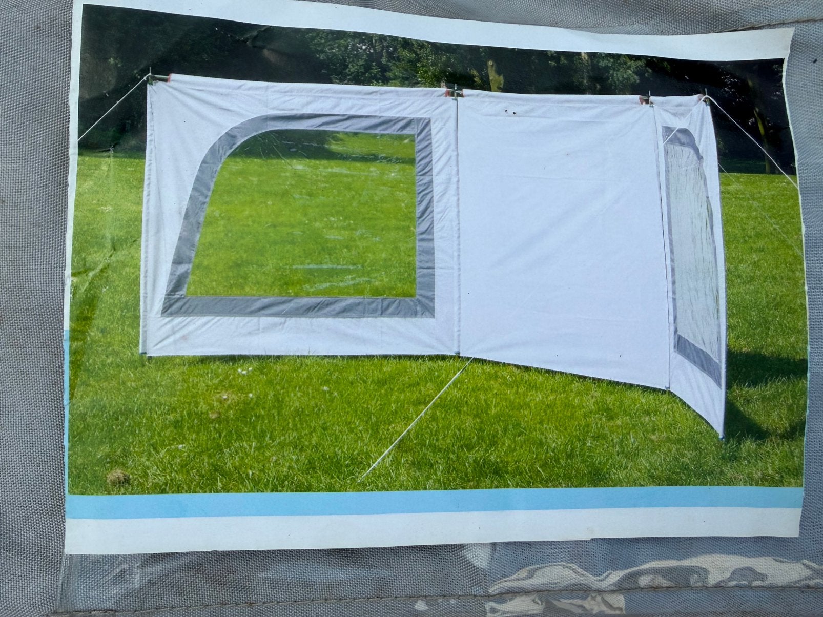 Basecamp 300S oxford windscherm met 2 ramen 500 x 145, Ophalen, Zo goed als nieuw