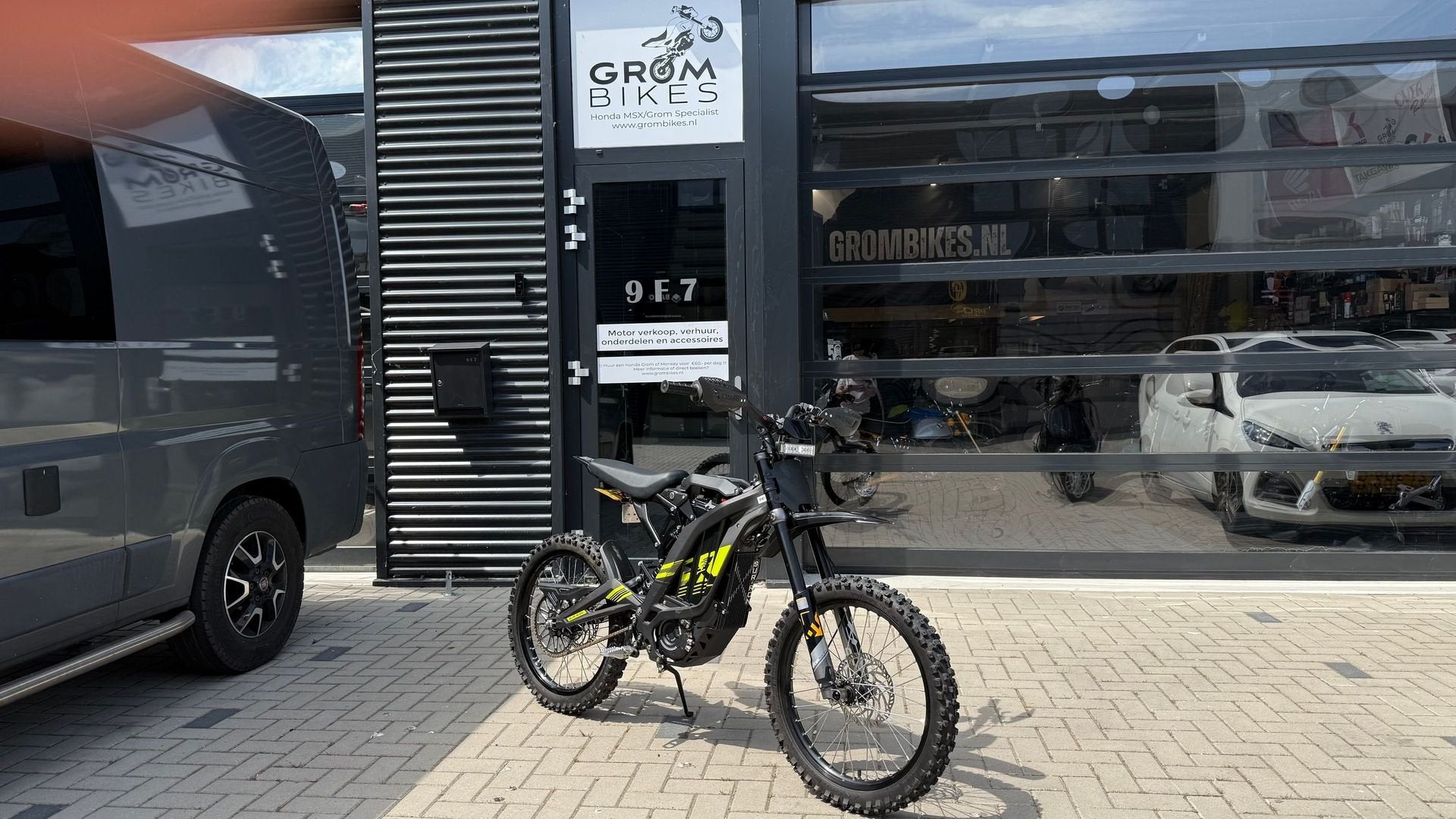SUR-RON LIGHT BEE X (2021) 750 km/LEUKE OPTIES + KENTEKEN, Overige merken, Onbekend, Zo goed als nieuw, Onbekend