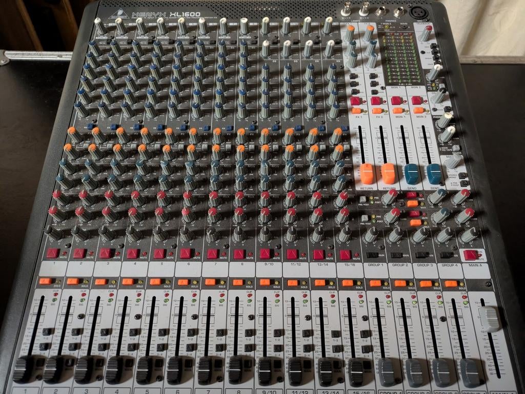Behringer 16ch. Analoge mengtafel, Ophalen, Gebruikt