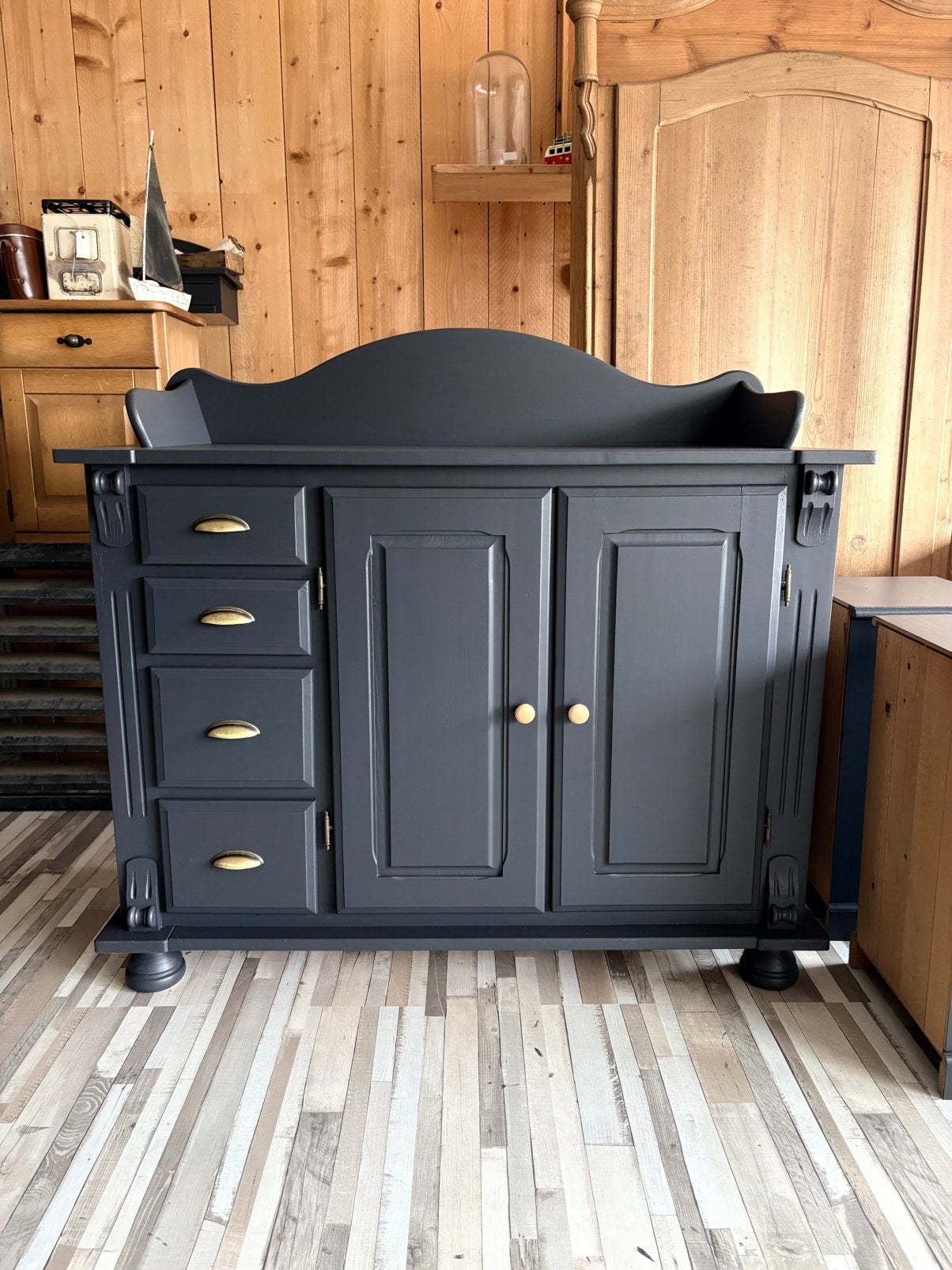 Stoere Oude brocante massief grenen commode kast, Ophalen