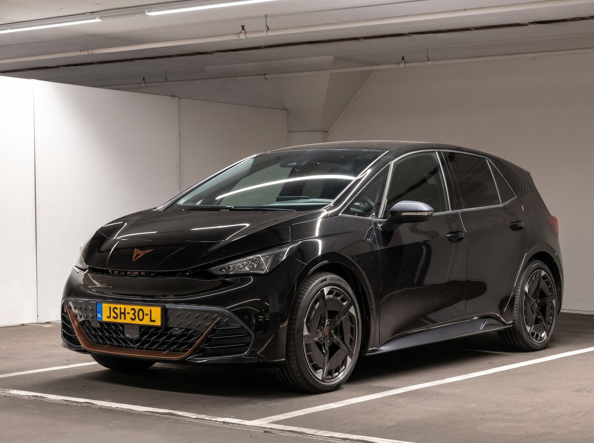 CUPRA Born Business Limited, Auto's, Automaat, Achterwielaandrijving, Euro 6, Zwart