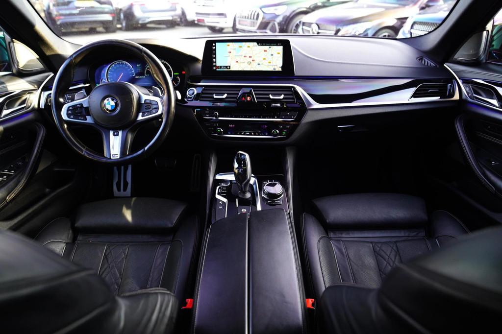 BMW 5-serie M550d xDrive| Schuifdak | Stoelkoeling | Adaptie, Auto's, BMW, Gebruikt, 2993 cc, 2000 kg, 1820 kg
