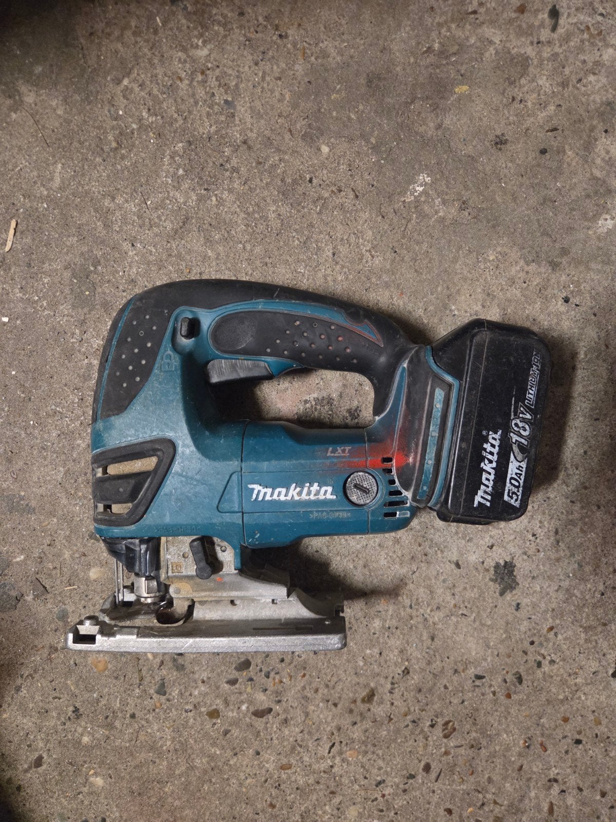 Makita decoupeerzaag. DJV180, Ophalen of Verzenden, Minder dan 600 watt, Decoupeerzaag, 30 tot 70 mm