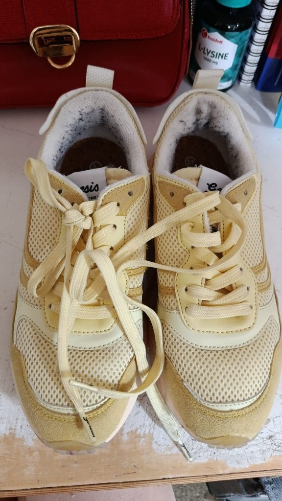 Gele Genesis sneakers - maat 40, Kleding | Heren, Overige kleuren, Ophalen of Verzenden, Genesis, Sneakers of Gympen