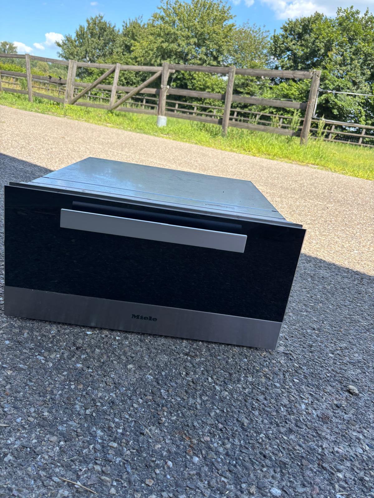 Miele warmhoudlade, Tuin en Terras, Tuinmeubel-accessoires, Ophalen, Zo goed als nieuw