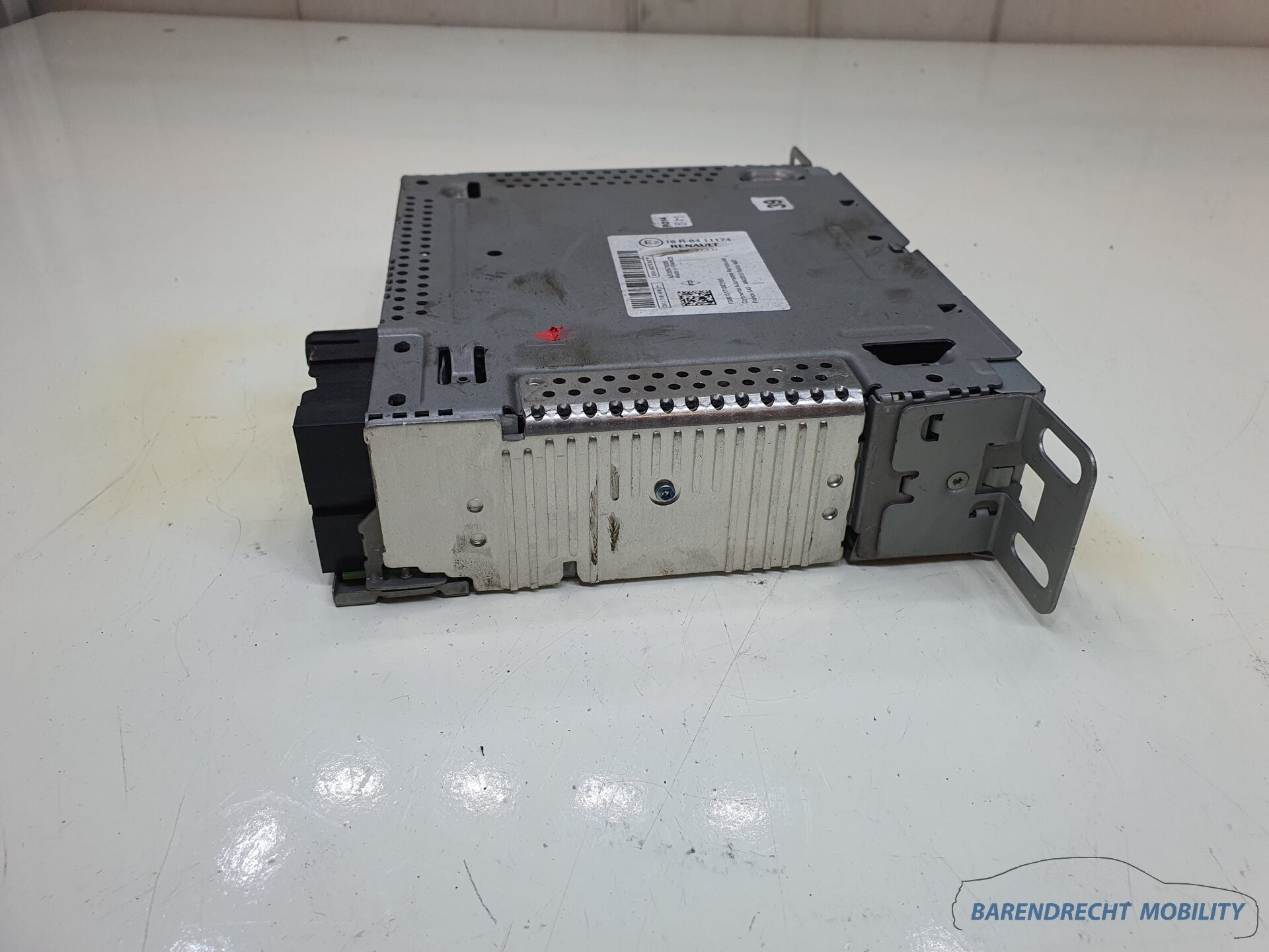 Radio module Renault Twingo III 3 281151069R multimedia syst, Renault Group, Gebruikt, Contact.group@renault.com, Renault