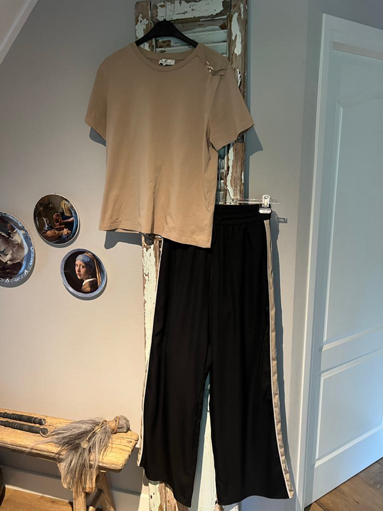 Kaffe Zwarte Broek Maat 38 met Zijstrepen fifht house shirt, Maat 38/40 (M), Zwart, Ophalen of Verzenden, Lang