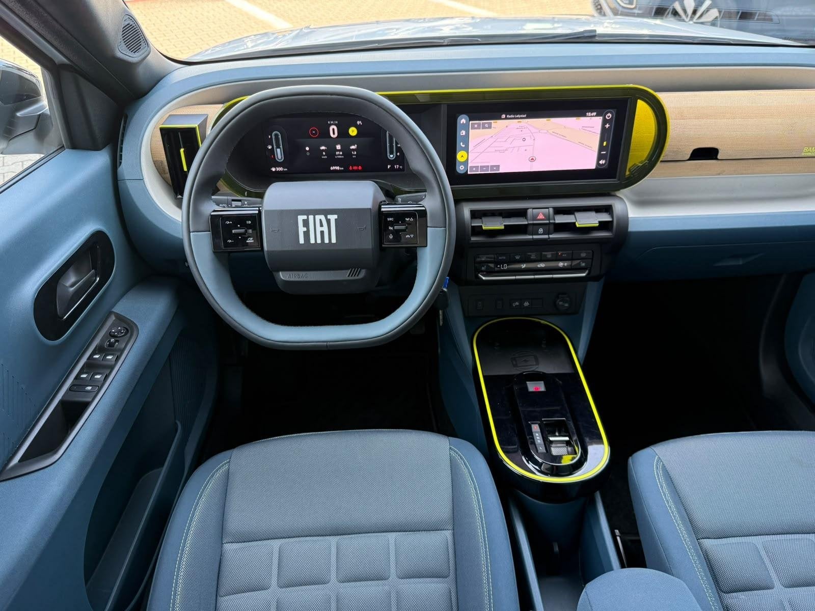 Fiat Grande Panda 1.2 Hybrid La Prima *Automaat*, 12 maanden, Stof, Gebruikt, Bedrijf