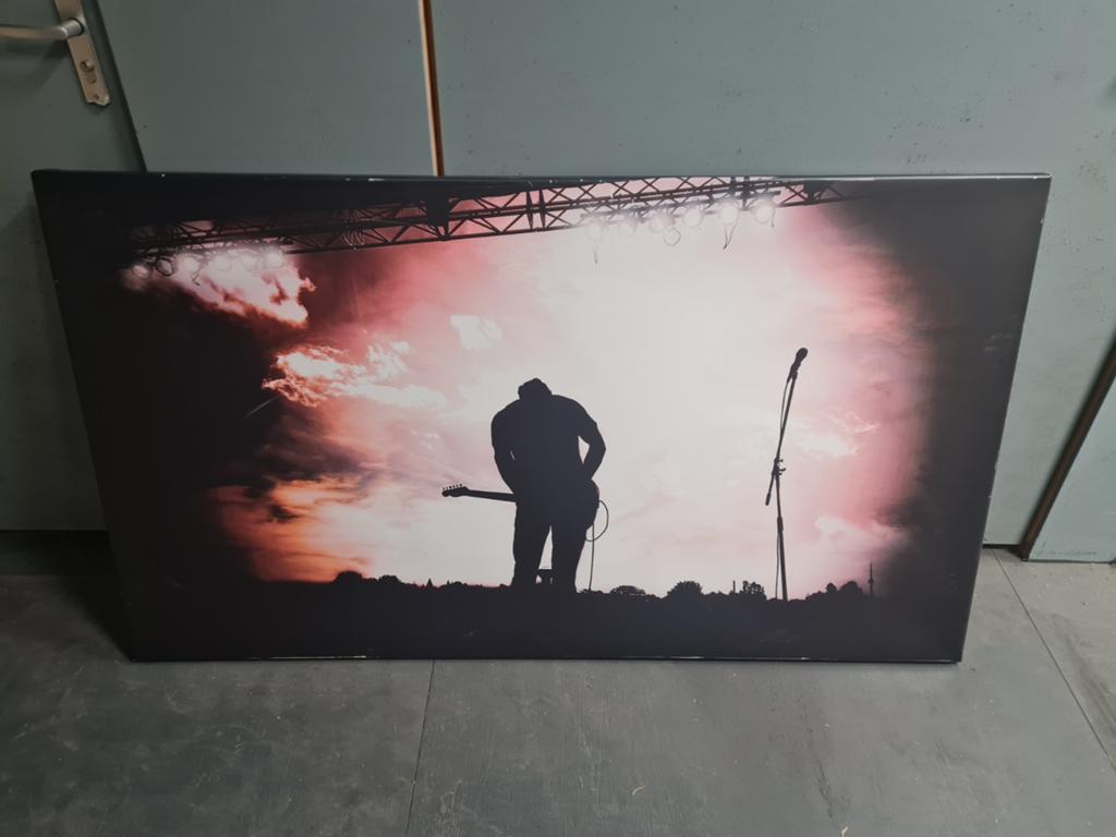 Schilderij met muzikant op podium, 160x93 cm, Ophalen
