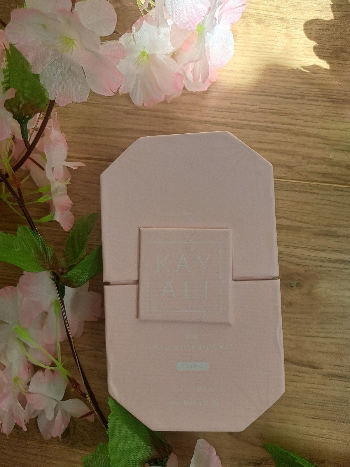 heerlijke Kayali parfum 100ml, Ophalen, Nieuw