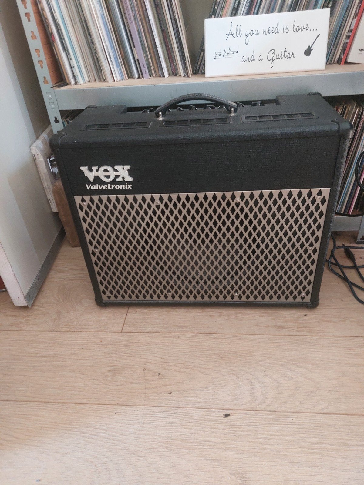 VOX valvetronix., Ophalen, Zo goed als nieuw, Drums of Percussie