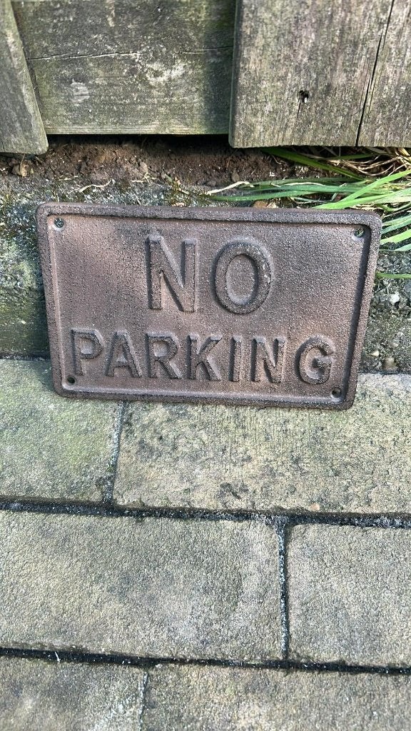 Gietijzeren bordje "No Parking", Ophalen