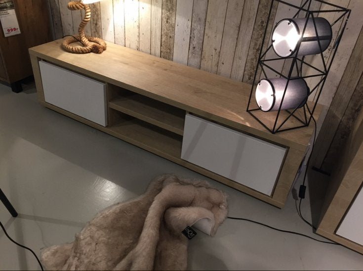 Modern TV meubel naturel met wit, Huis en Inrichting, Kasten | Televisiemeubels, Ophalen, 150 tot 200 cm, Zo goed als nieuw, Minder dan 100 cm