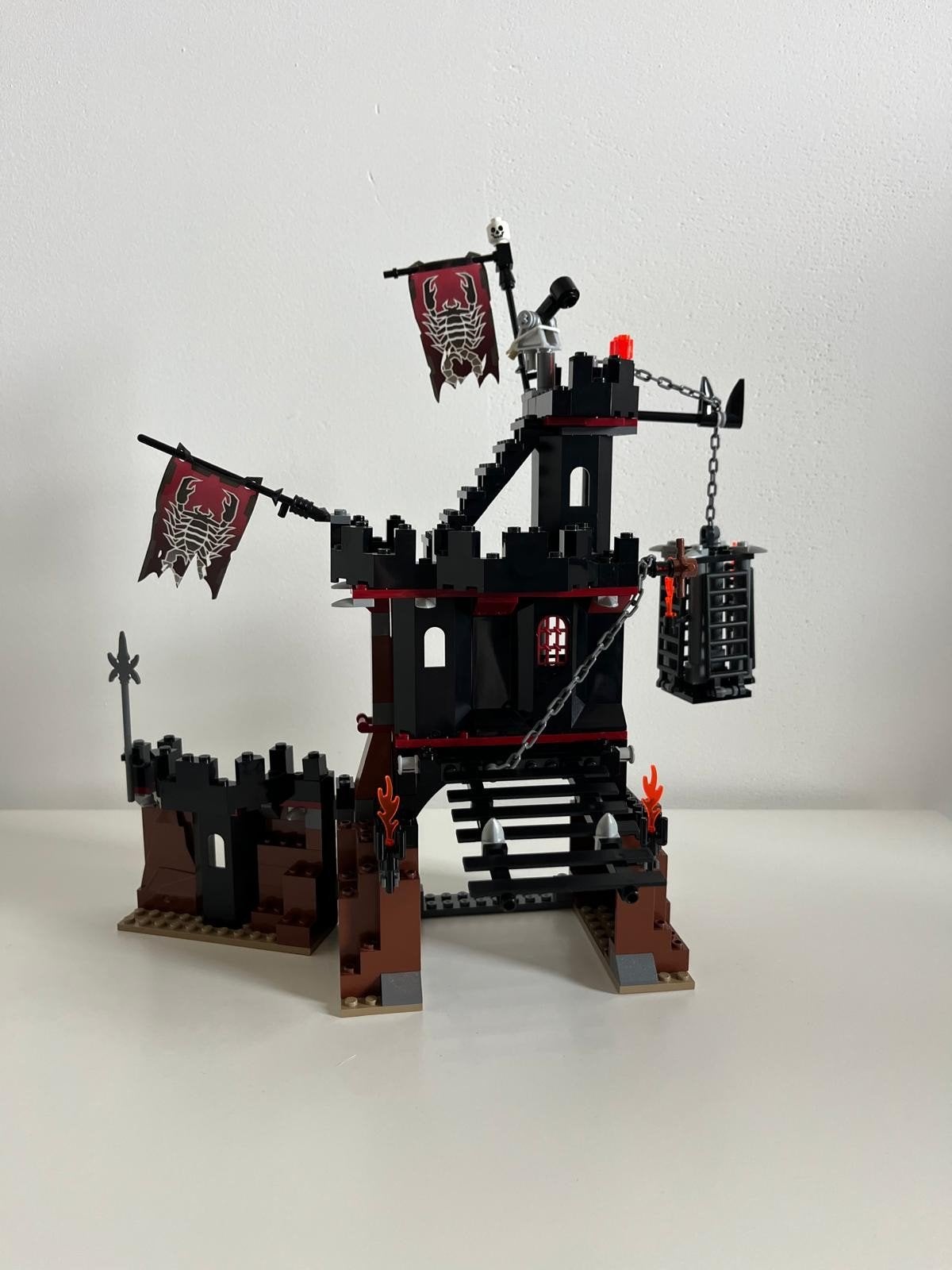Lego Knights Kingdom 8876: Scorpion Fortress, Compleet, Lego, Ophalen of Verzenden, Zo goed als nieuw