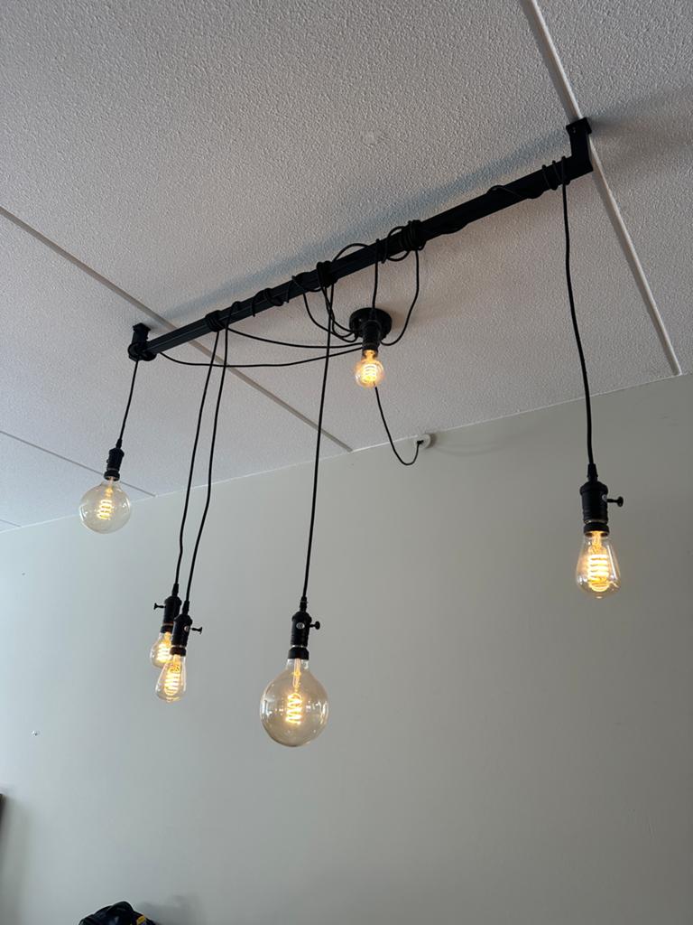 Industriële hanglamp / loftbar met 6 E27 fittingen, Huis en Inrichting, Lampen | Hanglampen, Ophalen, Nieuw, Metaal