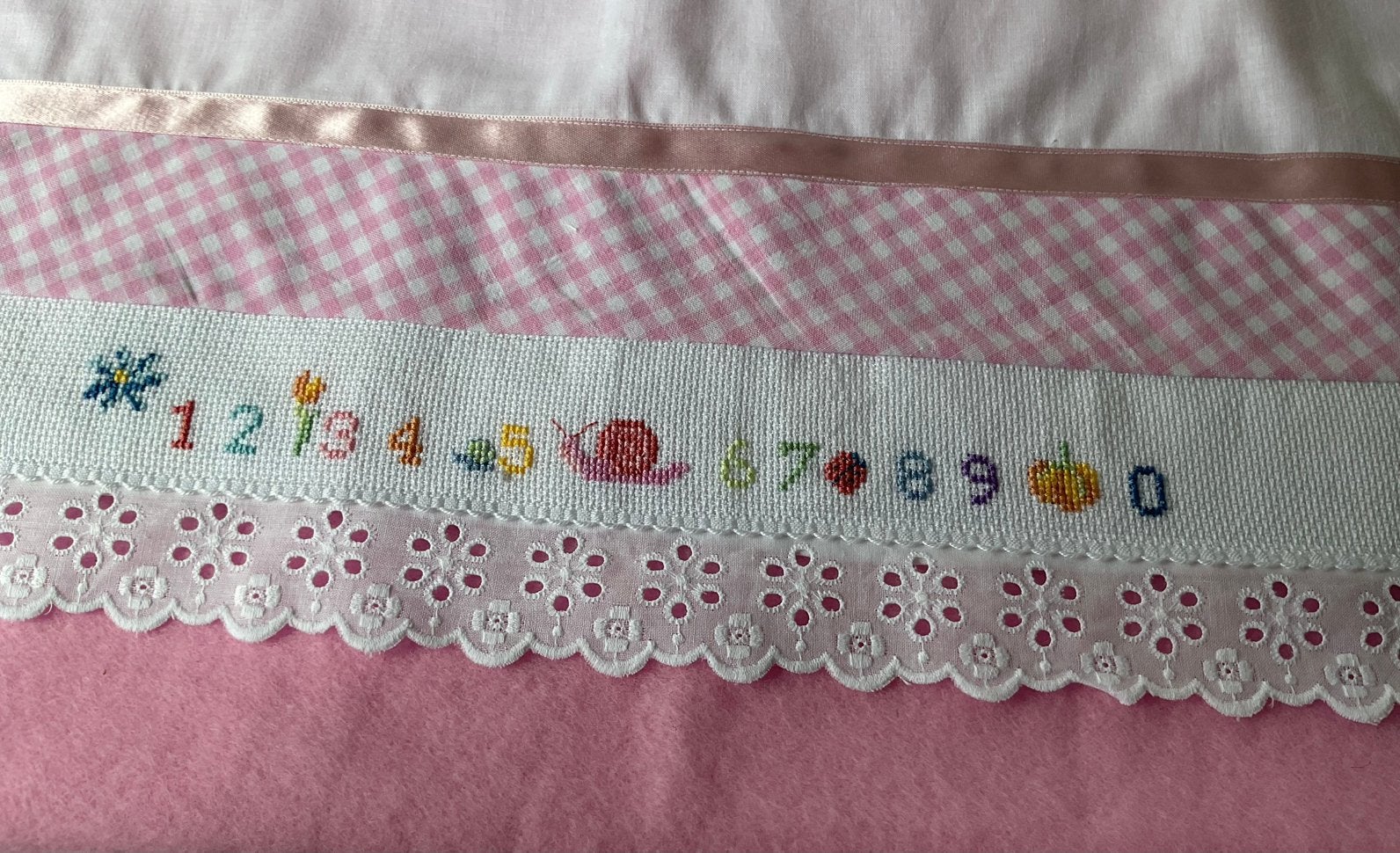 Lakentje voor wieg., Verzenden, Nieuw, Wit, Meisje