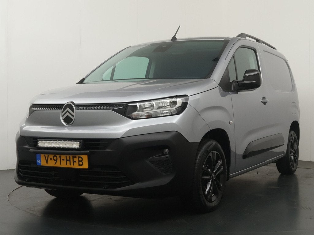 Citroën Berlingo 1.5 BlueHDi 130 EAT8 S&S L1 - Lichtmetalen, 12 maanden, Gebruikt, 4 cilinders, Origineel Nederlands