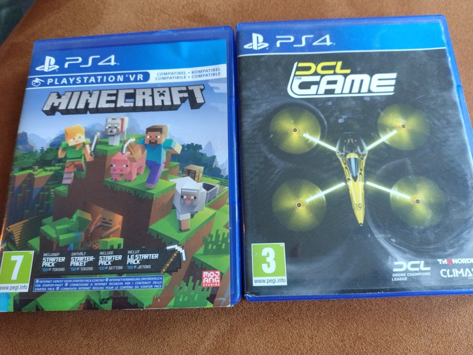 Minecraft PS4 & DCL Game PS4 - Twee games voor de PS4, Ophalen, Gebruikt, Overige genres, Virtual Reality