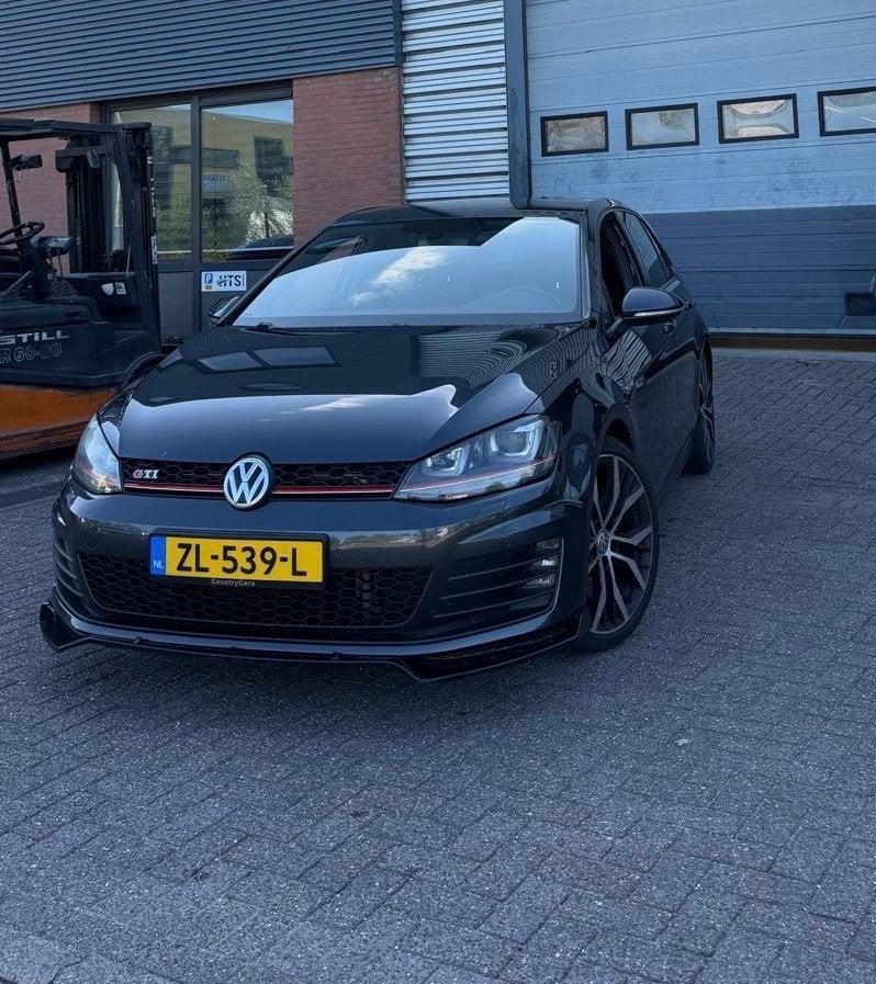Volkswagen Golf 7 GTI Performance | 230PK | DSG | Origineel, Auto's, 4 cilinders, 1984 cc, Overige bekleding, Zwart