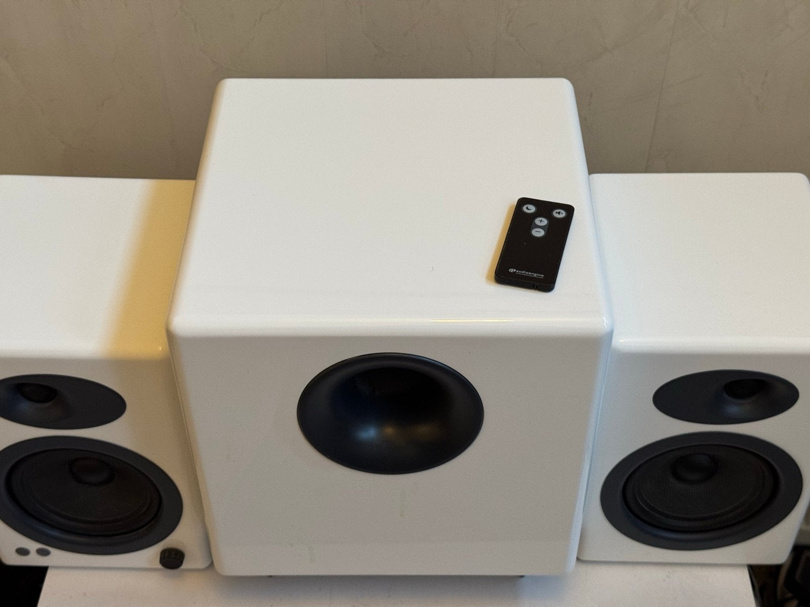 Audioengine 5+ speakerset met S8 subwoofer en afstandsbedien