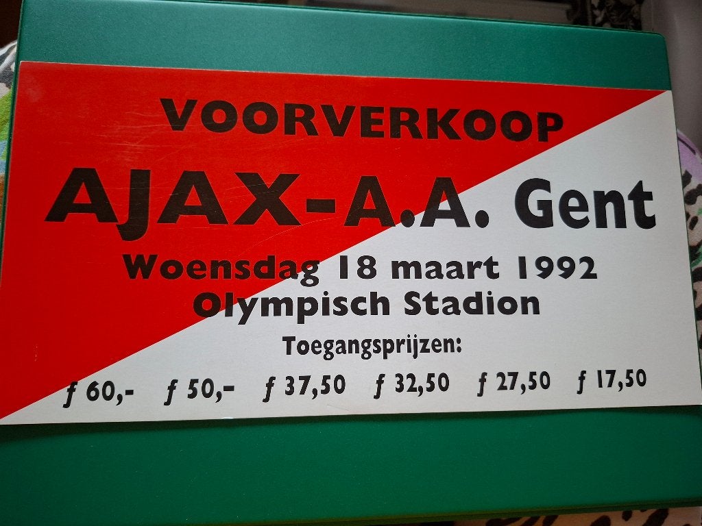 Ajax - A.A.Gent voorverkoop karton bordje 18 maart 1992, Ophalen of Verzenden, Zo goed als nieuw, Ajax, Overige typen