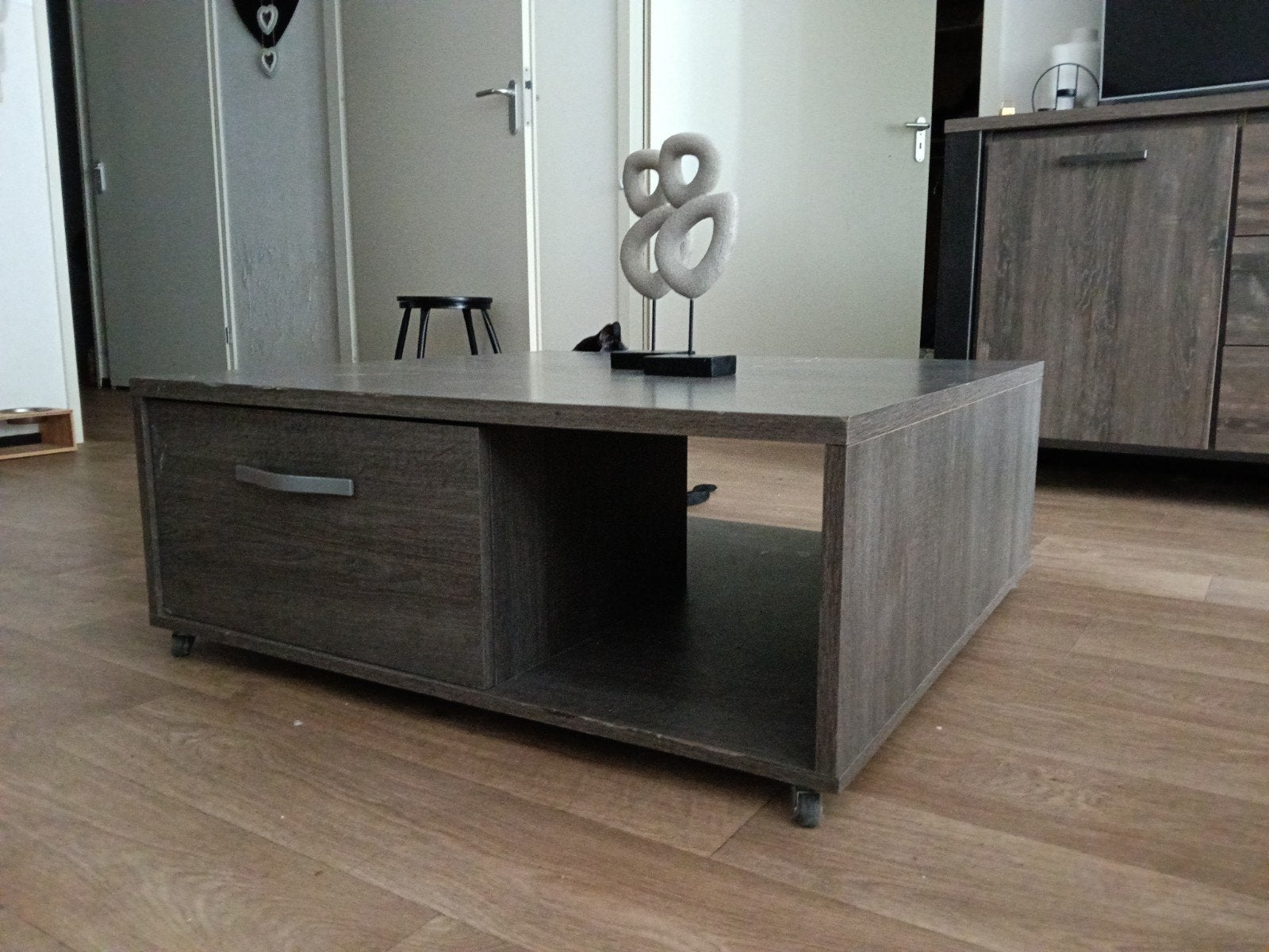 Moderne salontafel met lade en opbergvakken, Gebruikt, Ophalen of Verzenden, Modern, Overige houtsoorten