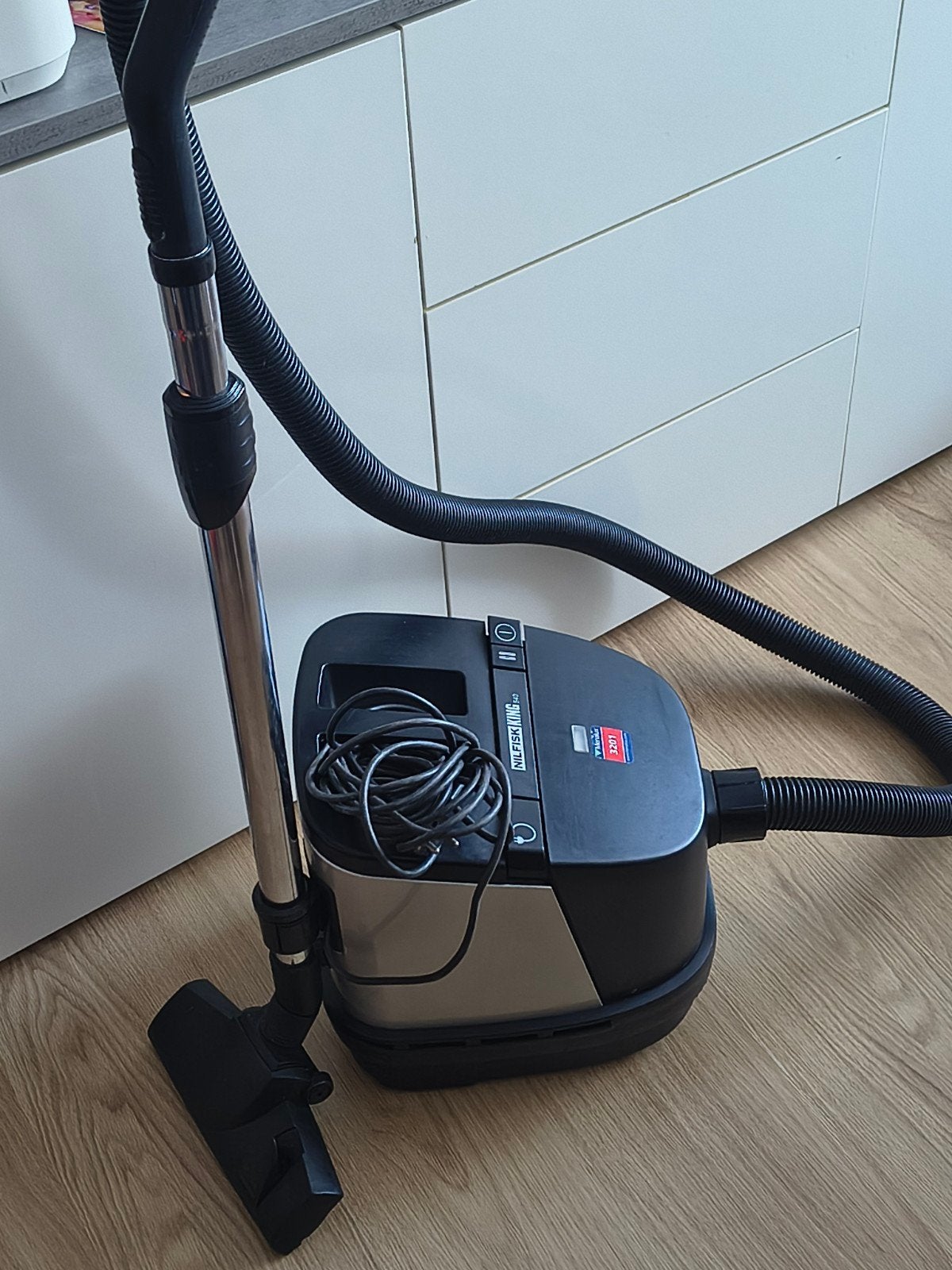 Nilfisk King 640 Sledestofzuiger - Krachtig en Betrouwbaar, Stofzak, Gebruikt, Ophalen of Verzenden, Sledestofzuiger