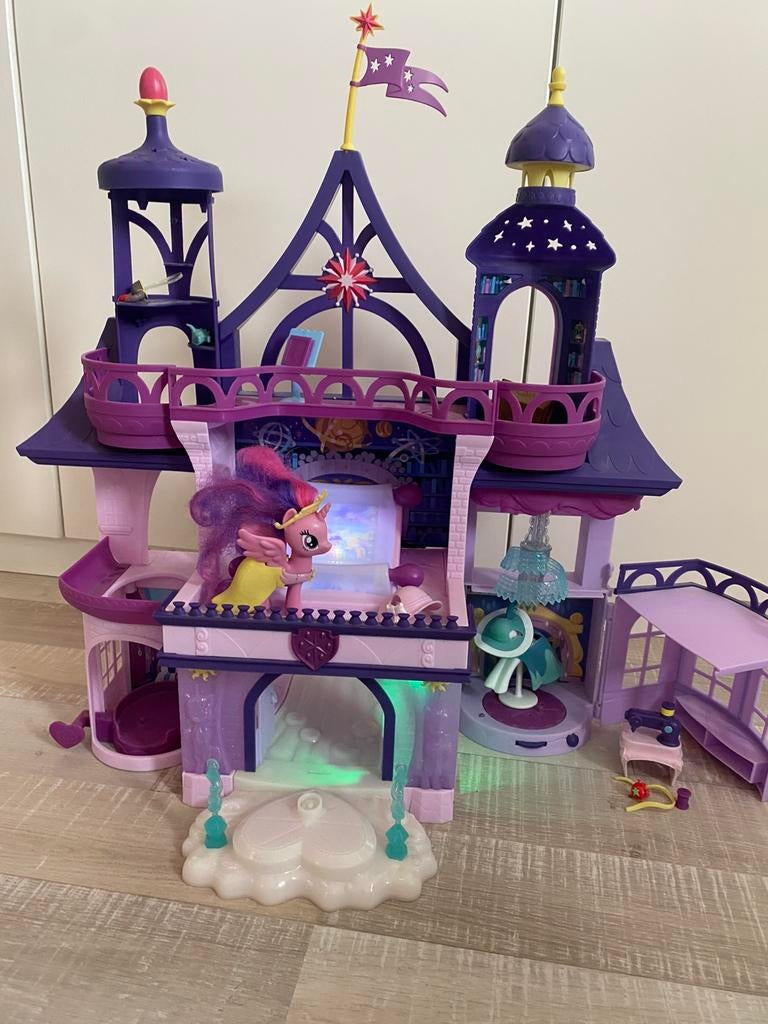 My little pony twilight magical school, Ophalen, Gebruikt