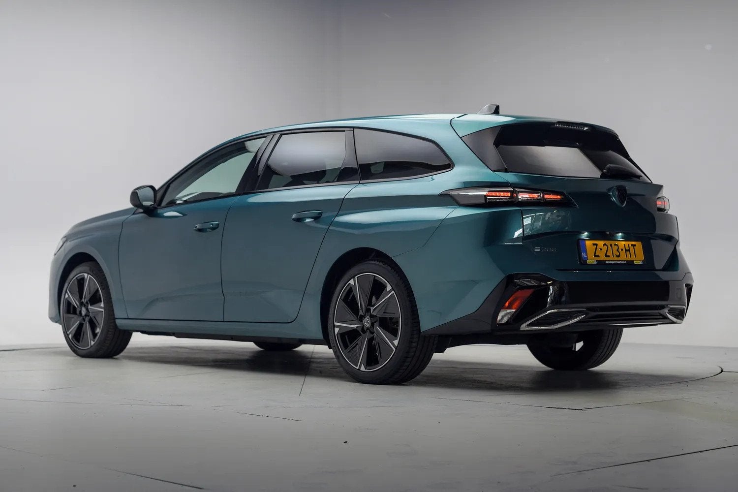 Peugeot E-308 SW Allure EV 54 kWh [ LED Half-leder Navi Came, 0 cilinders, Gebruikt, 156 pk, Blauw