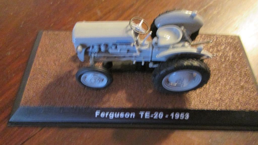 Furguson TE 20 1953 Tractor 1:43, Hobby en Vrije tijd, Ophalen of Verzenden, Nieuw, Overige typen, Overige merken