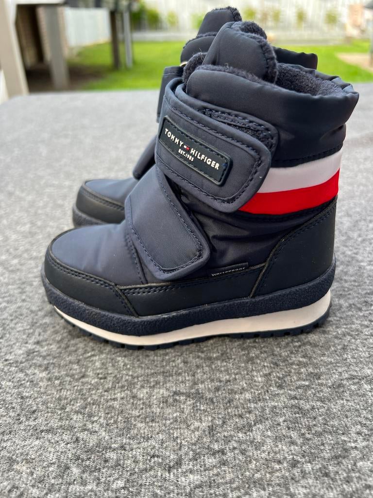 Tommy Hilfiger snowboots maat 25 – waterproof – unisex, Ophalen of Verzenden, Zo goed als nieuw, Jongen of Meisje, Laarzen