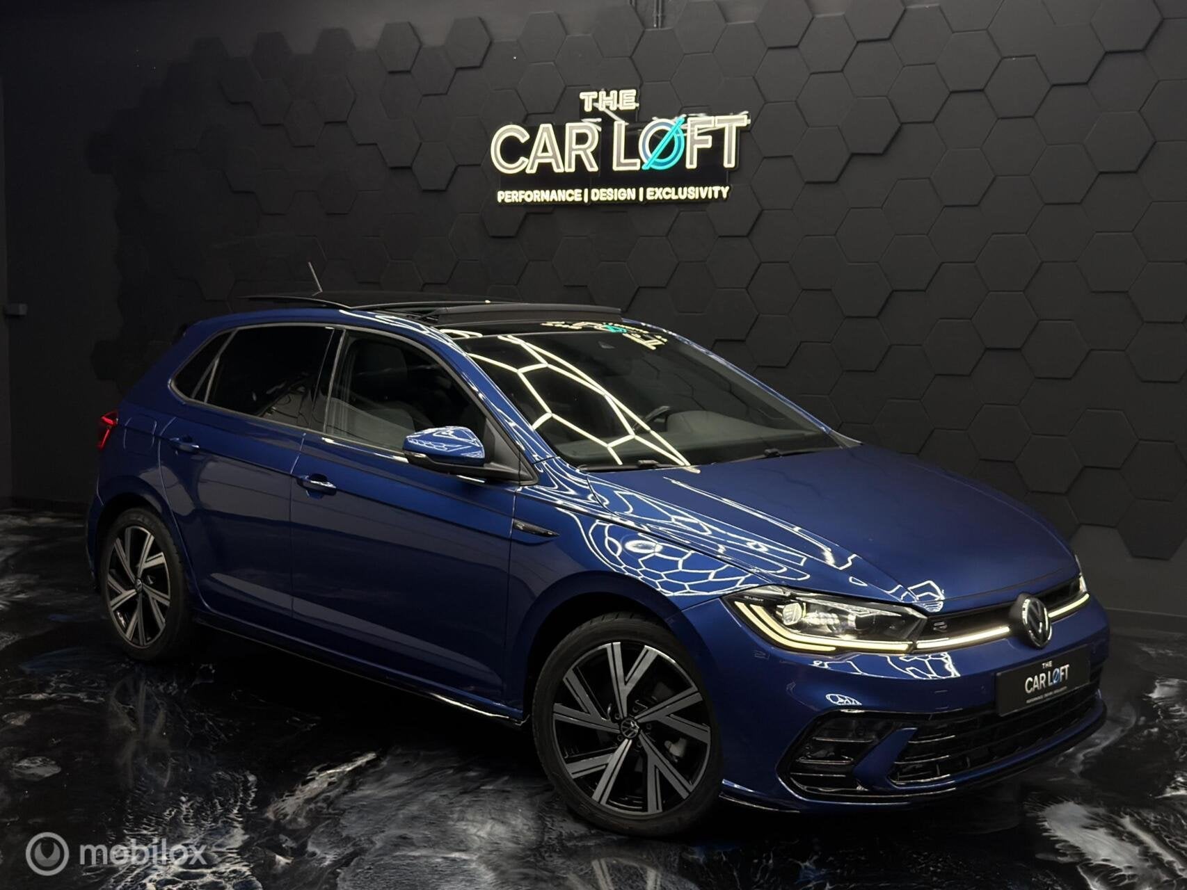Volkswagen Polo 1.0 TSI 3X R-Line|PANO|IQ LIGHT|CAM, Gebruikt, Euro 6, Blauw, Bedrijf
