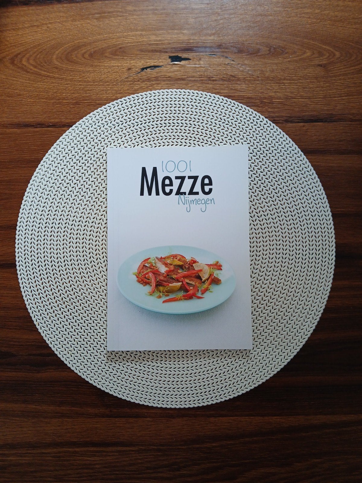 Rob Beernink- 1001 Mezze; Nijmegen kookboek, Onbekend, Voorgerechten en Soepen, Midden-Oosten en Marokko, Nieuw