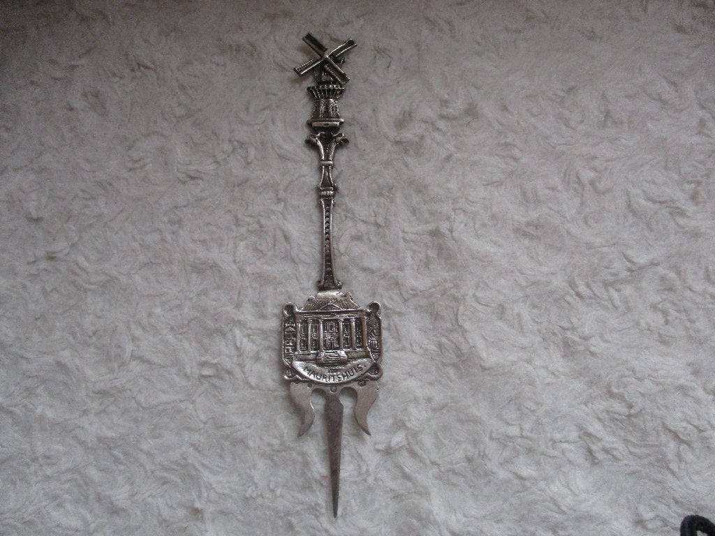 zilveren cakeprikker 2e gehalte zilver, Antiek en Kunst, Ophalen of Verzenden, Zilver