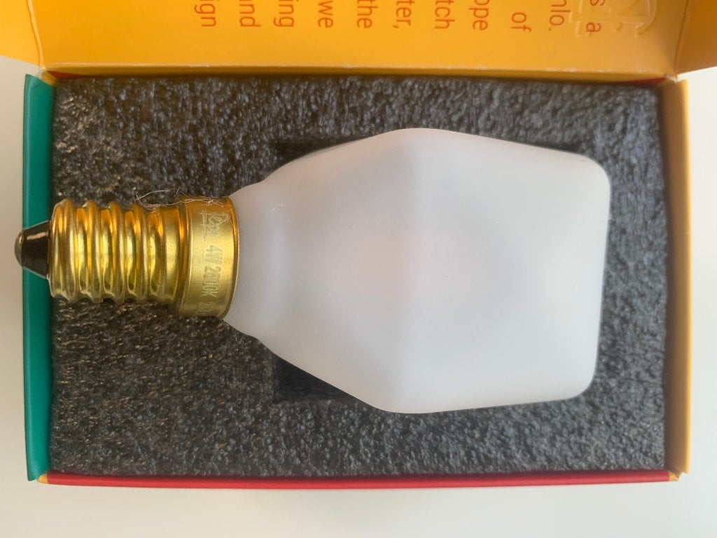Pope Cube ledlamp voor oa Sciolari en Boulanger, Led-lamp, Minder dan 30 watt, Soft of Flame, E14 (klein)
