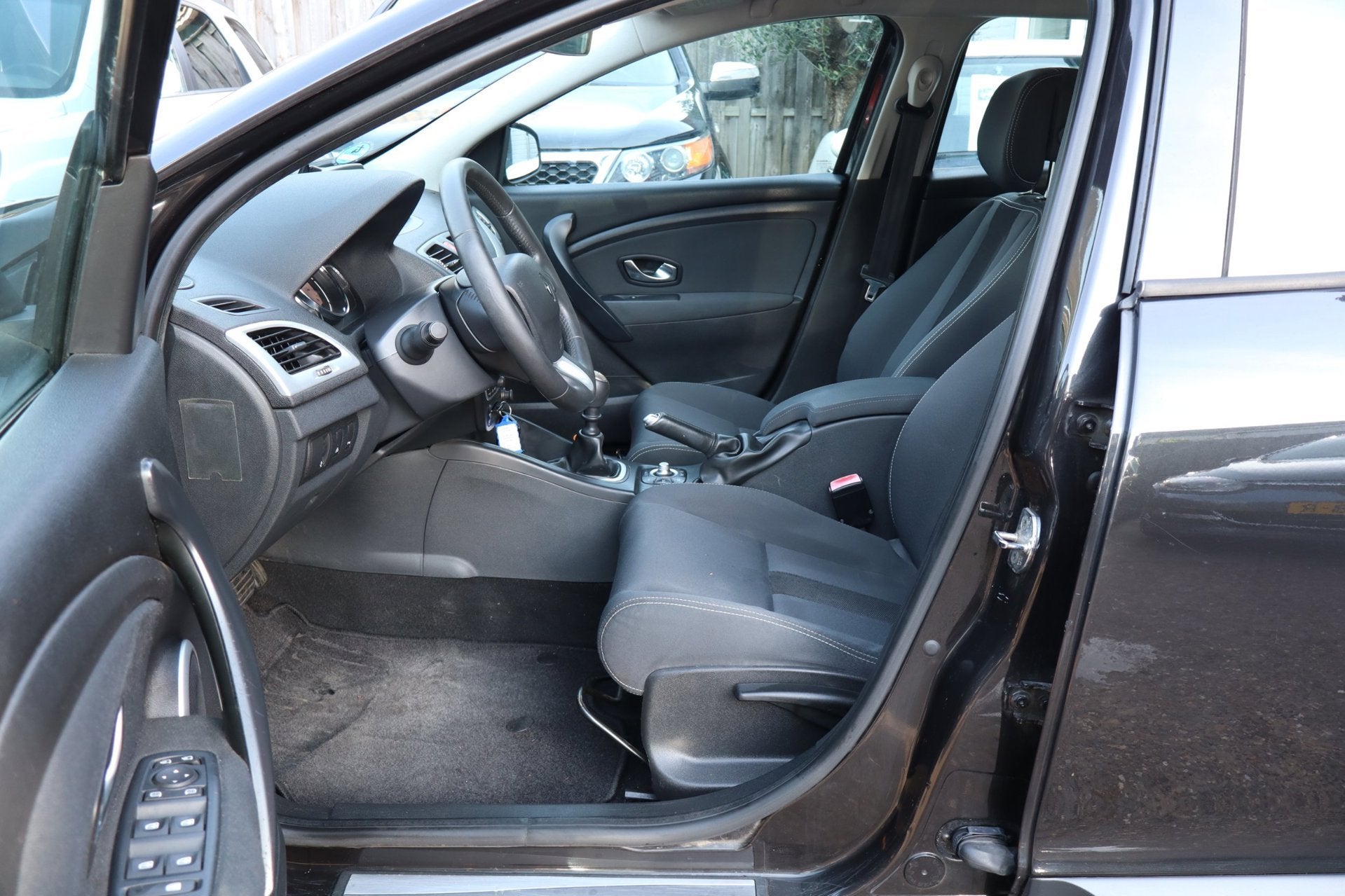 Foto 8 van Renault Mégane Estate 1.4 TCe Dynamique , NAVI, AIRCO, PDC,