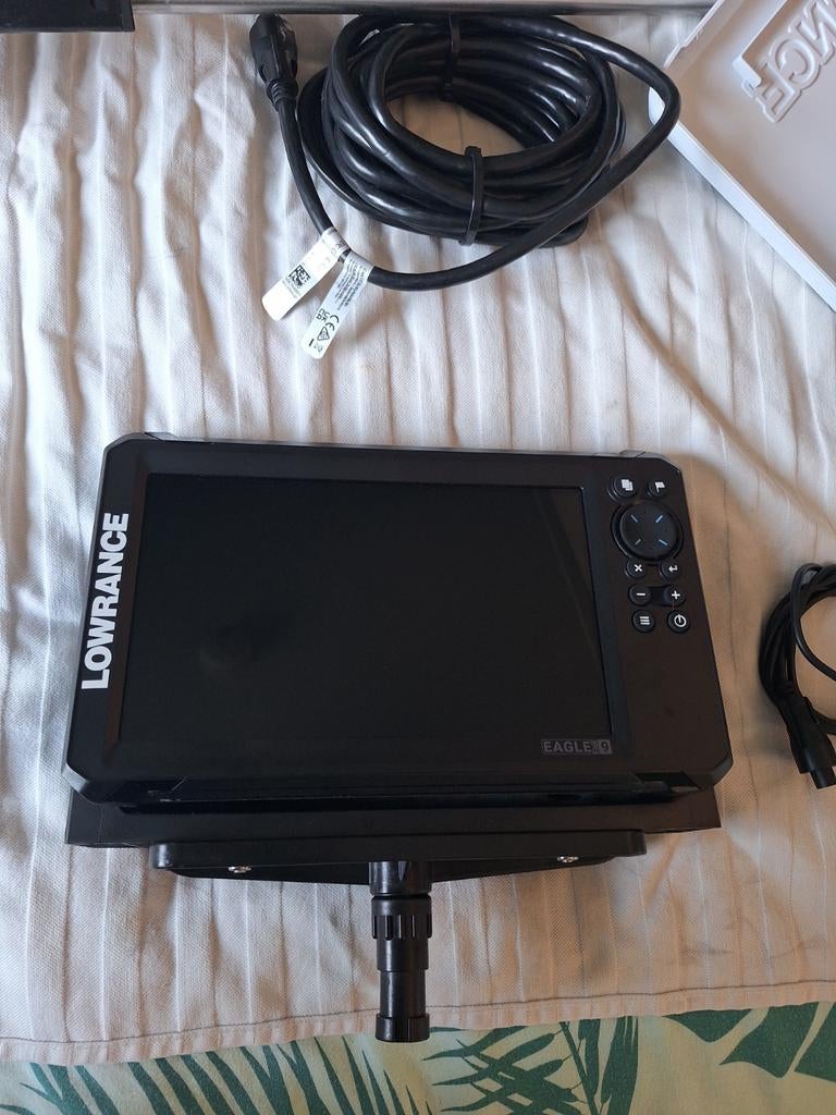 Lowrance eagle eye 9, Watersport en Boten, Navigatiemiddelen en Scheepselektronica, Ophalen, Kaartplotter of Fish Finder