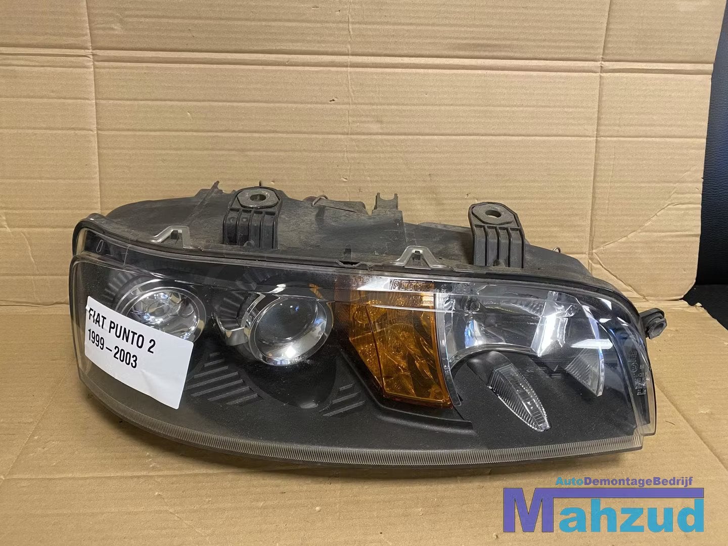 FIAT PUNTO 2 Rechts koplamp 1999-2003, Auto-onderdelen, Gebruikt, Stellantis Europe S.p.A., Ophalen of Verzenden, Info@stellantis.com